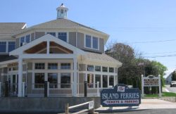 hotels near hyannis yacht club